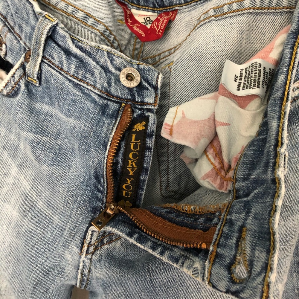 Lucky Brand mid rise straight classic rider jeans. Size 10.